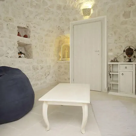 Trullo Lenuccia * Ostuni