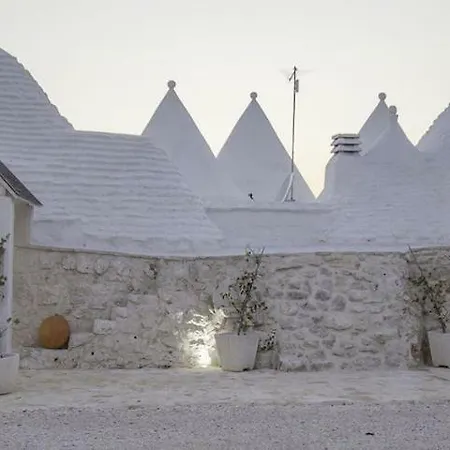 Trullo Lenuccia * Ostuni